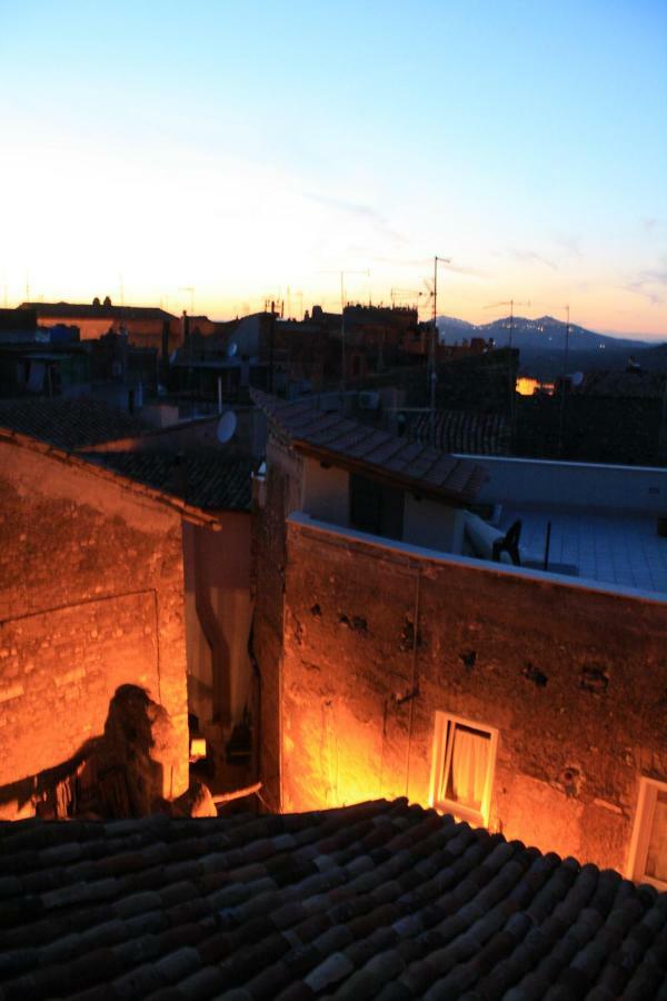 Tivoli Old Town - Casa Nel Quartiere Medioevaleアパートメント エクステリア 写真